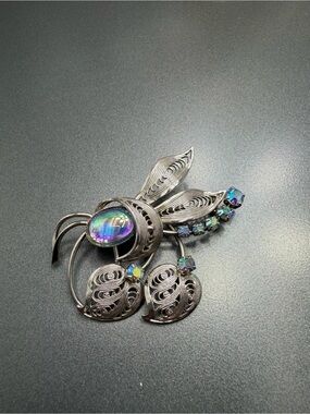 Vintage Filigree Aurora Crystal Floral Brooch #213UB